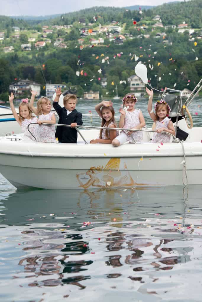 Freunde Oehlwein Bootsverleih Velden am Wörthersee - Kinder am Boot